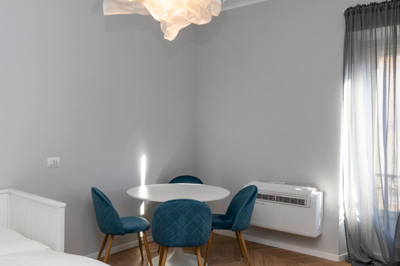 Luxury Apartment In Downtown - Curtatone 4 ميلان المظهر الخارجي الصورة