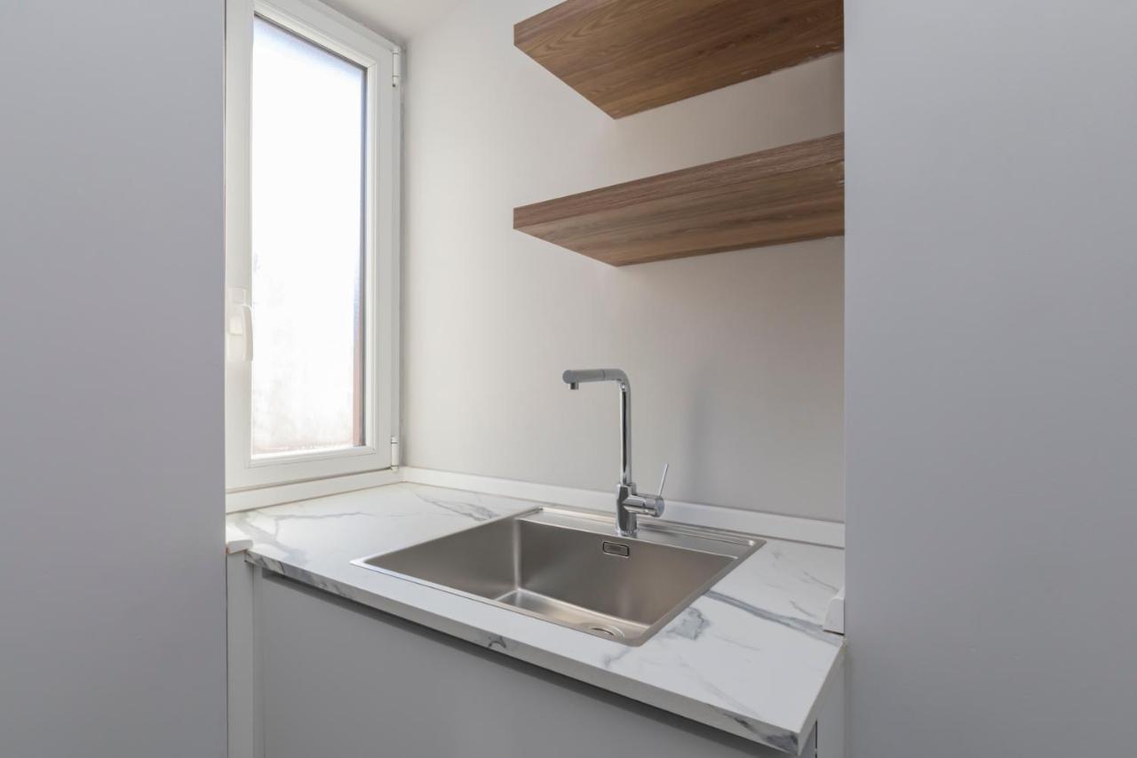 Luxury Apartment In Downtown - Curtatone 4 ميلان المظهر الخارجي الصورة