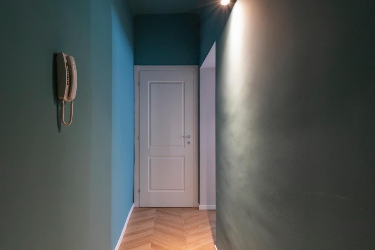 Luxury Apartment In Downtown - Curtatone 4 ميلان المظهر الخارجي الصورة